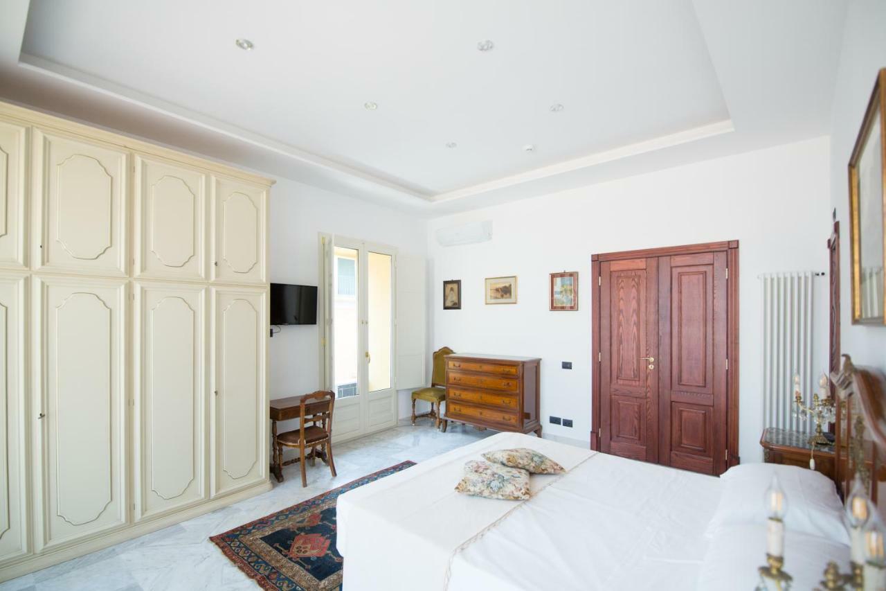 Palazzo Doria D'Angri Suites ナポリ エクステリア 写真
