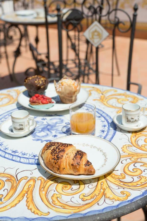 Palazzo Doria D'Angri Suites ナポリ エクステリア 写真