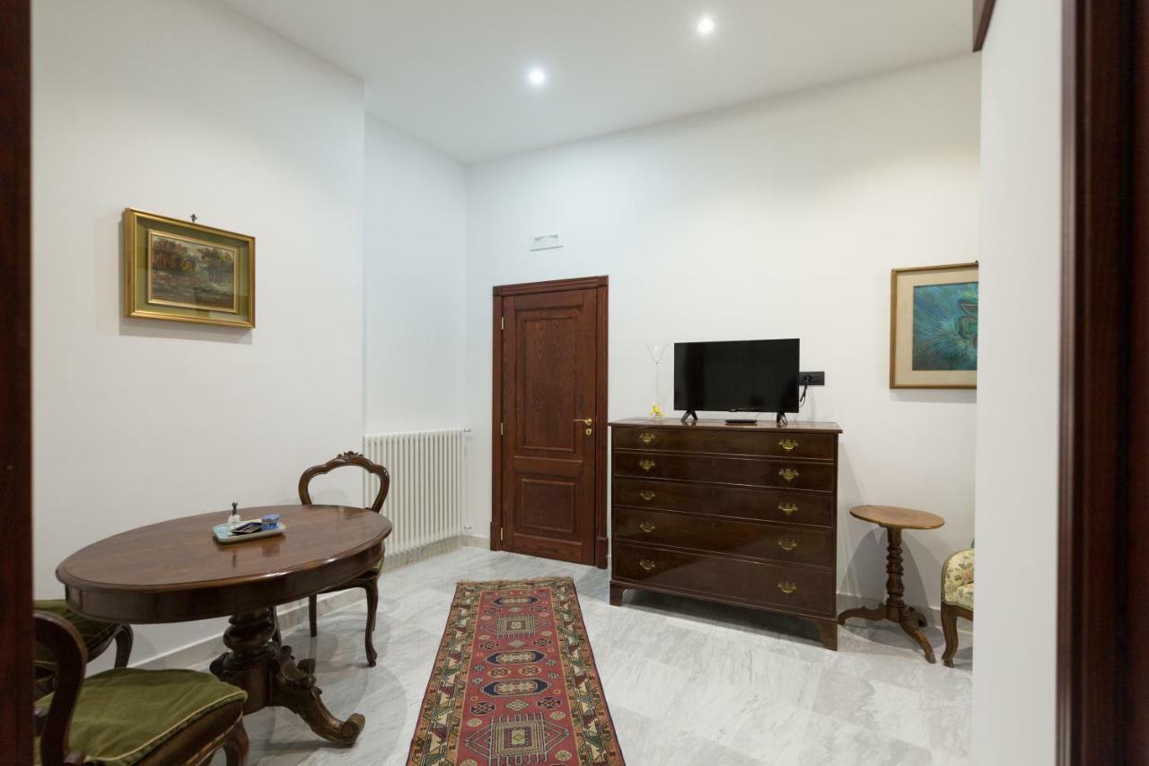 Palazzo Doria D'Angri Suites ナポリ エクステリア 写真