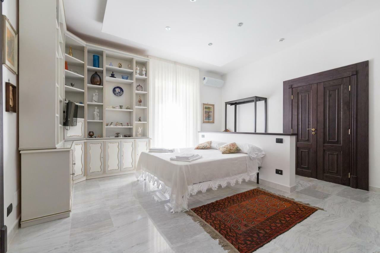 Palazzo Doria D'Angri Suites ナポリ エクステリア 写真
